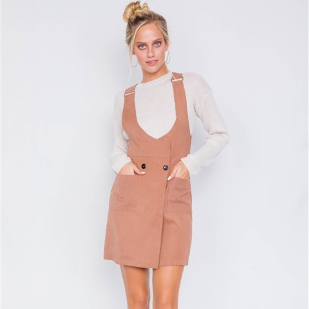 📦 MOVE OUT SALE - Suede Front Button Mini Dress